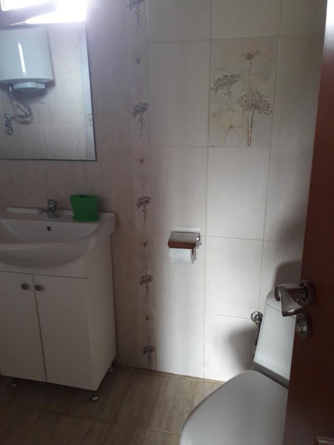 Guest House Yana Turkasheni Bagian luar foto